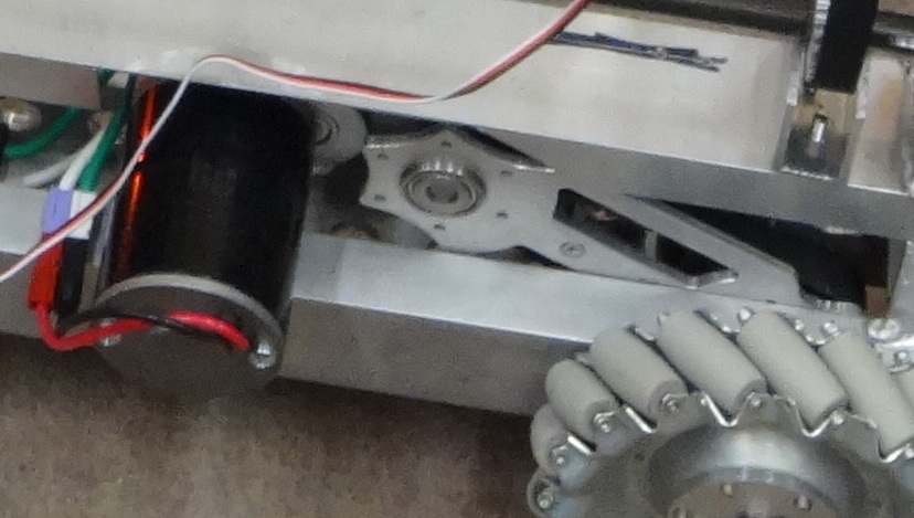 A picture of the motor displaced towards the back of the robot by means of the transmission